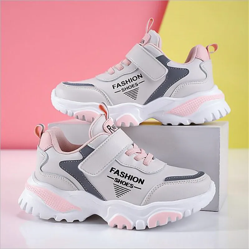 

2021 spring and autumn new fashion boys' solid leather leisure shoes girls' comfortable soft sole antiskid sports shoes