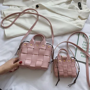 

Hand Weaving Leather Tote Bag Summer Crossbody Bags For Women 2020Luxury Designer Solid Color Ladies Handbag Shoulder Bag Purses