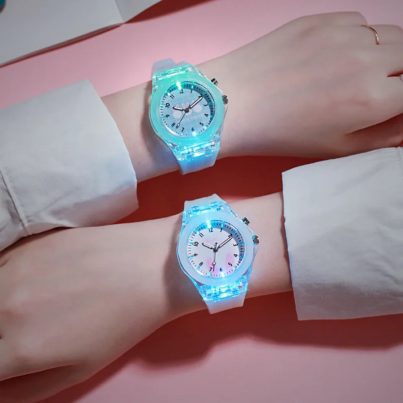 Cute Cartoon Pattern Children Watches Rubber Colorful Light Source Kids Watch Girls Boys Party Gift Clock Wrist Relogio Feminino afbeelding