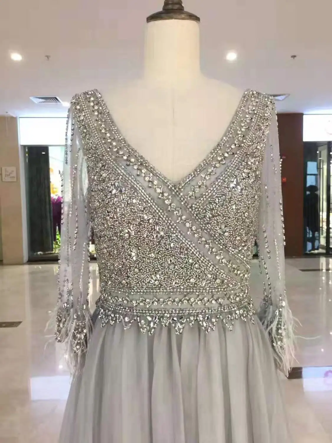 

New V-neck Sleeves Boutique Luxury Prom Party Dress Wedding Evening Gown 100% real sample picture