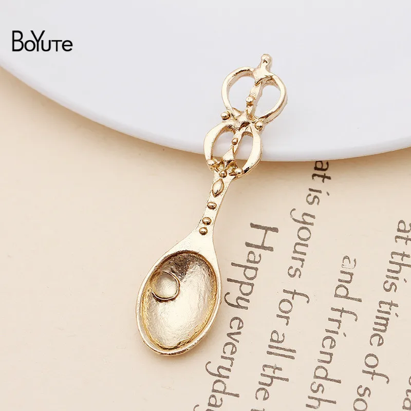 BoYuTe(20 Pieces/Lot) Metal Alloy 40*34MM Maple Leaf Materials Vintage Hand Made Diy Jewelry Accessories Wholesale - Цвет: KC Gold-13x51MM