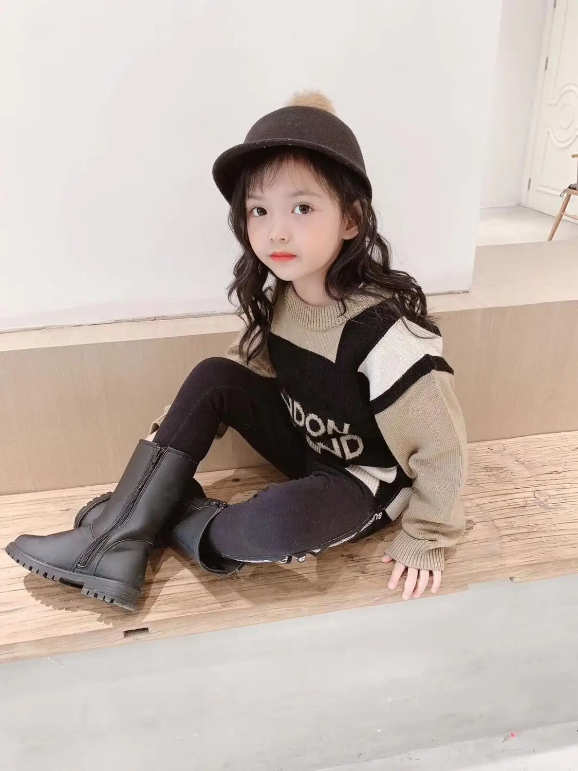

Girls Print Sweater knitting Long Sleeve Coat Kids Clothing Warm Outerwear Autumn Tops Size 2-12T SML presale in Stock