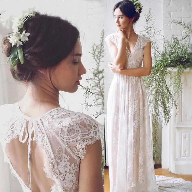 

Vintage Champagne Boho Lace Wedding Dresses Classic V Neck Keyhole Back Bridal Dress With Cap Sleeves vestidos de noiva