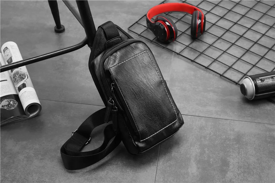 Leisure street chest bag retro trend bag back new Korean version chest bag men and women fashion small backpack