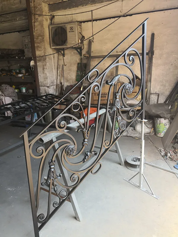 Hand Wrought iron balcony iron Railings iron balustrades for