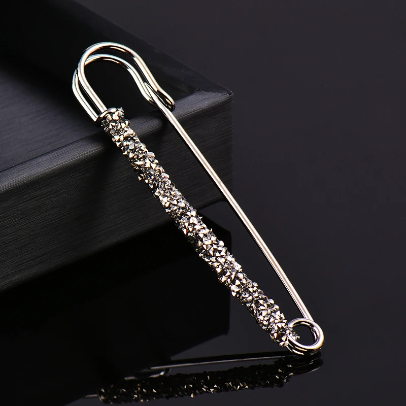 Yazilind Fashion Lily Flower Incrusté De Strass Pendentif En Alliage Zirconium Broche Femmes