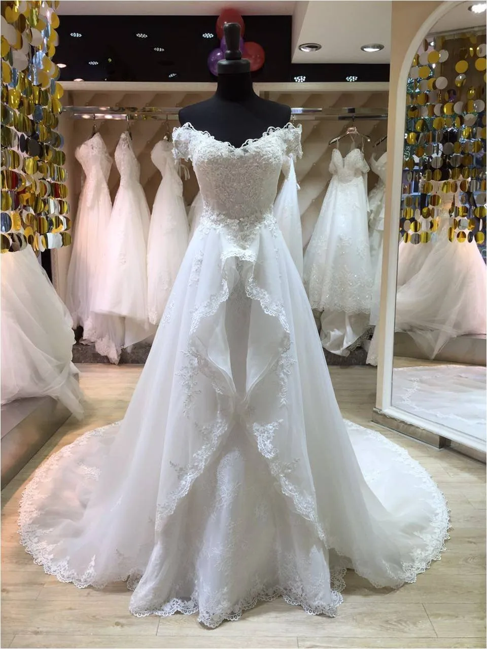 Off The Shoulder Mermaid Vestido De Novia Casamento Lace Bridal Detachable Train Gown mother of the bride dresses