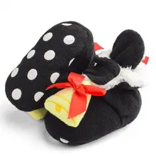 

1 Pair Infant Slippers Adorable Appearance 4 Colors Comfortable to Wear Crib Shoes for Autumn