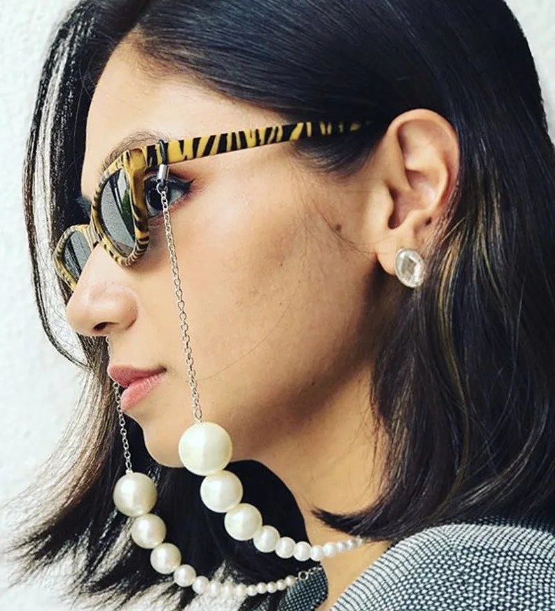 

Large and Small Pearl Glasses Chain Hanging Neck Anti-drop Glasses Rope Sunglasses Accessories Wholesale Lanyard