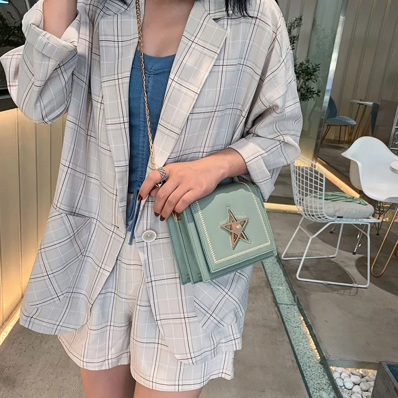 

Elegant ladies cover small square bag fashion stars decoration sweet wind wild girl texture chain shoulder messenger bag 2019