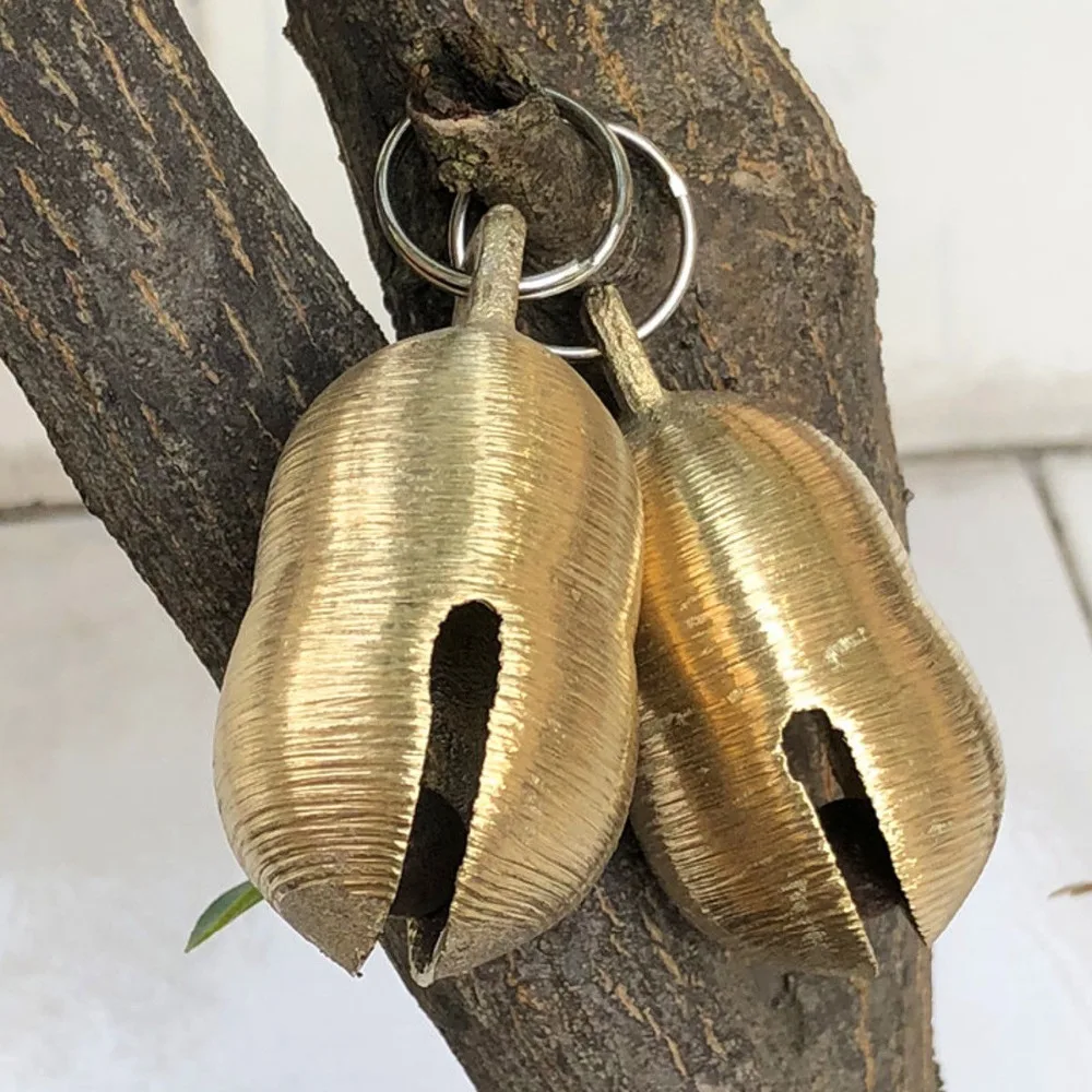 Cow Horse Sheep Dog Cattle Grazing Bell Anti-Lost Brass Bell 2 Size vintage jingle bells copper bells