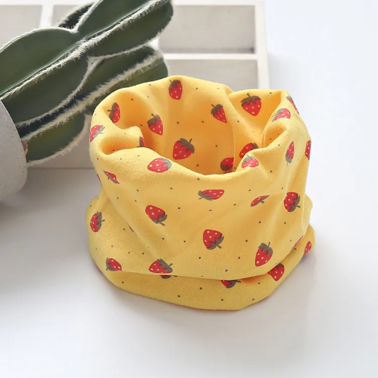 strawberry yellow Новинка года; хлопковый Детский шарф с рисунком цветов, сердечек и животных; Детский Теплый шейный платок с капюшоном и воротником для девочек и мальчиков - Цвет: strawberry yellow