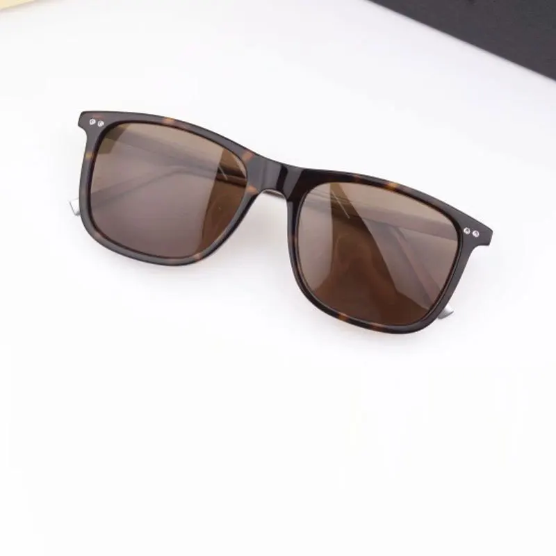 

New Style Sun Glasses Polarized Light Men And Women Box Driving Driving Black Mirror Panel Ultra-Light High-End Glasses
