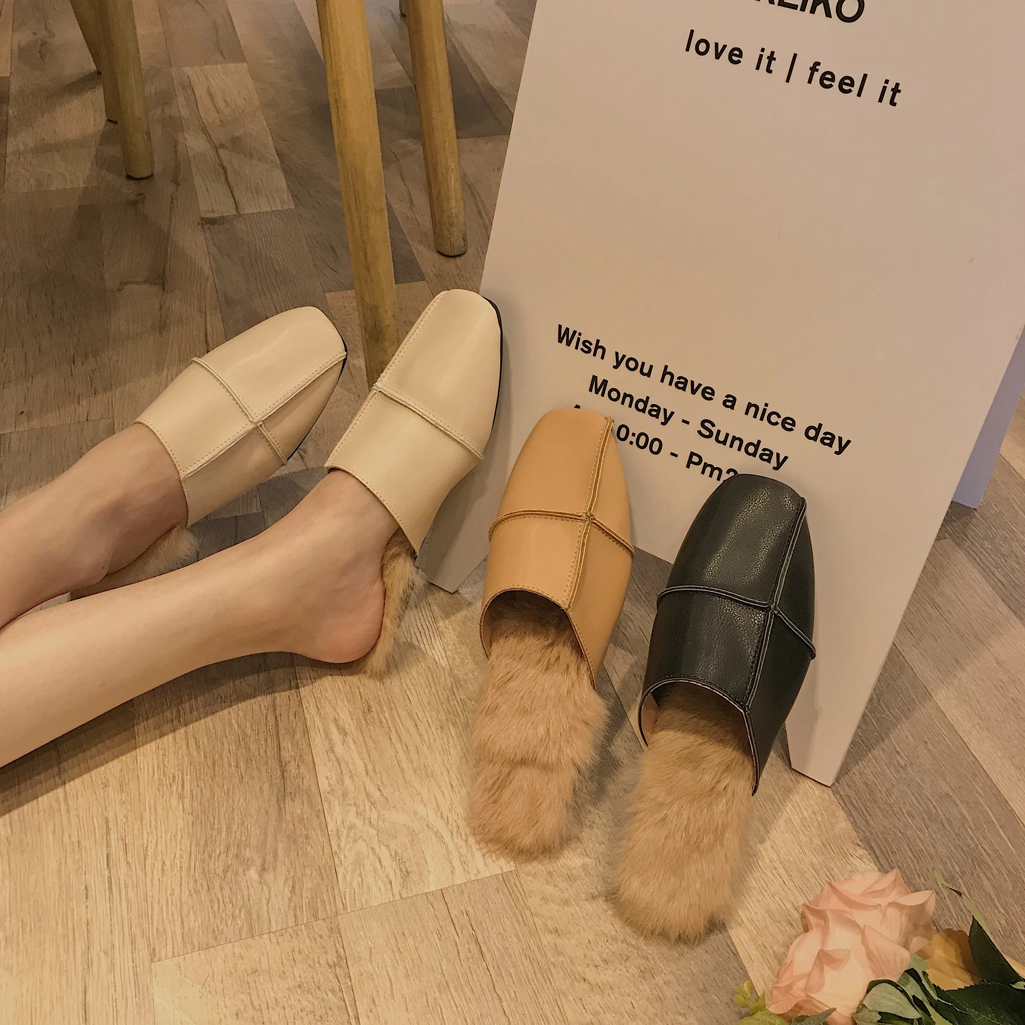 

Low Luxury Slides Shoes Slippers Fur Cover Toe Shose Women Designer Plush Flat 2019 Soft Fashion Autumn PU Basic Rome