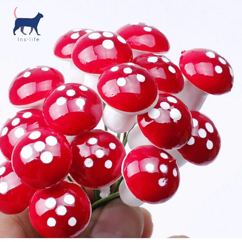 

NEW Hot Sale 10Pcs 2cm Artificial Mini Mushroom Miniatures Fairy Garden Moss Terrarium Resin Crafts Decorations Stakes Craft