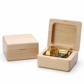 

Chuxin Beech Walnut Music Box Music Box Music Box Sky City Boutique Gift For Girls