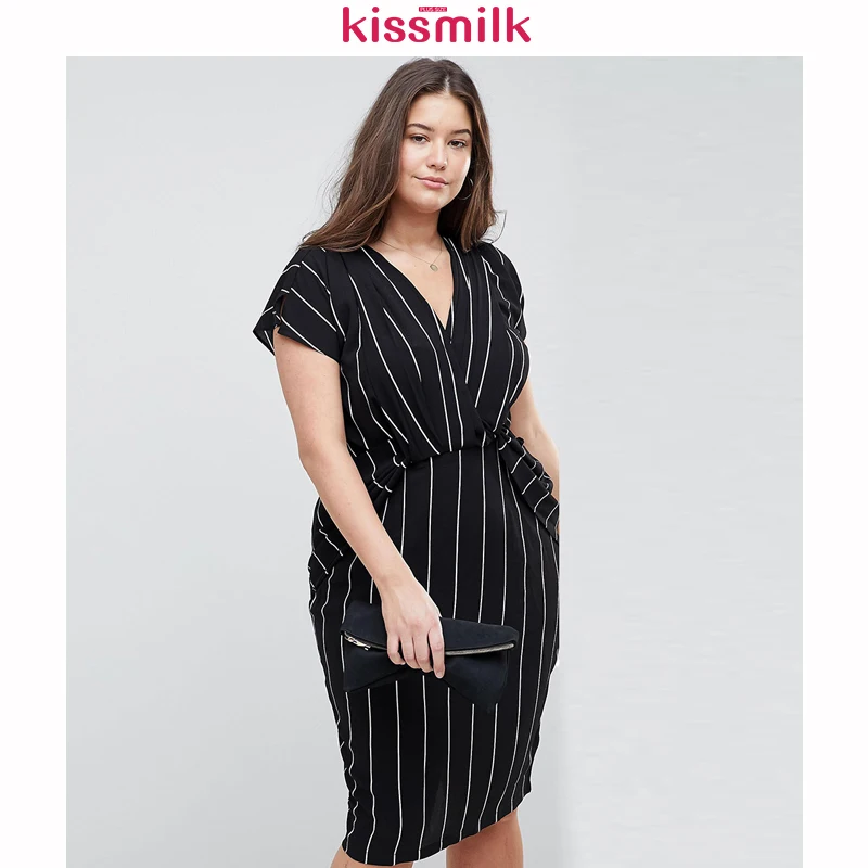 Женское платье средней длины Kissmilk летнее облегающее с коротким рукавом и принтом