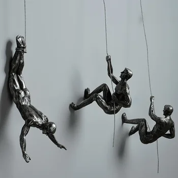 

Industrial Style Climbing Man Resin Iron Wire Wall Hanging Decoration Sculpture Figures Creative Retro Present Statue Decor
