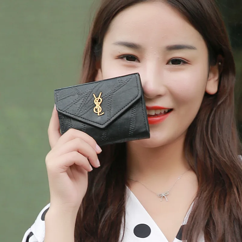 

2019 New Style Women's Short Wallet Japanese And Korean Style Wallet Joint Three Fold Cute Students Leather Wallet Hipster Walle