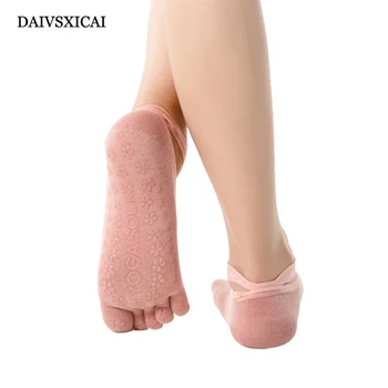 

1pairs/lot=2pieces Silicone Breathable Cross Belt Open Toe Socks Fashion Women Backless Exercise Non-slip Short Socks Ladies