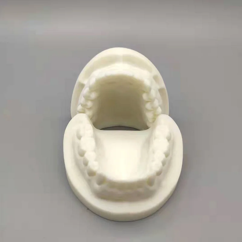 White corundum model 3