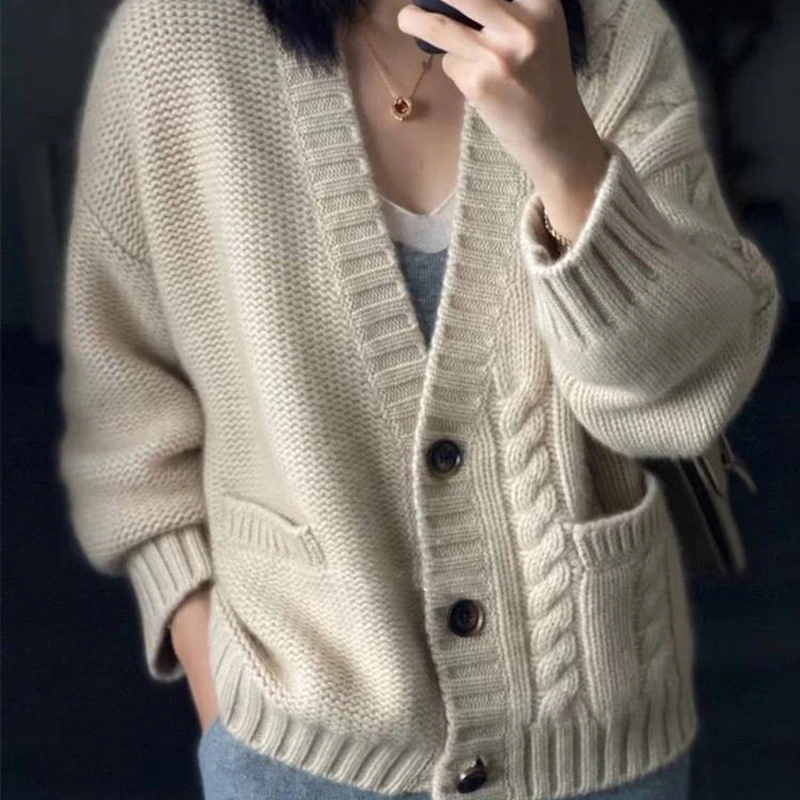 2021 New Pure Cashmere Knit Cardigan Fashion Thick Loose Sweater Winter Women's 100%Wool V-Neck Large Size Jacket High-End Coat