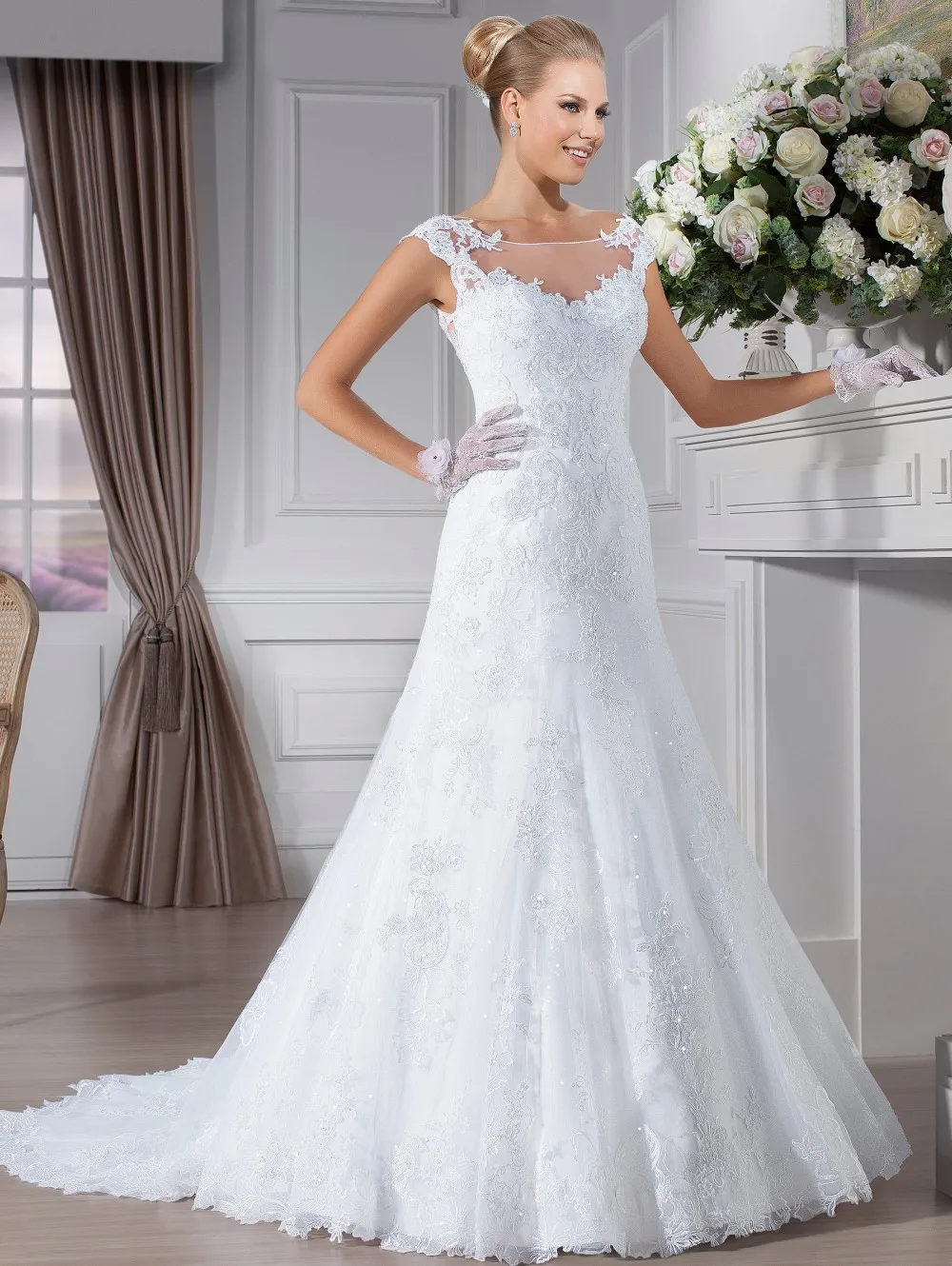 Hot Koop Scoop Cap Sleeve See Through Terug Rits Knop Kralen Geappliceerd Kant Vestidos Longos Trouwjurk IZ5 Hot Koop Scoop Cap Sleeve See Through Terug Rits Knop Kralen Geappliceerd Kant Vestidos Longos Trouwjurk IZ5