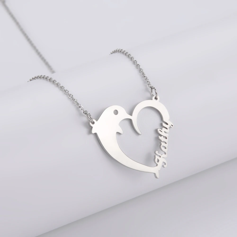 

Sipuris Dolphin Heart Graphic Stainless Steel Personalized Custom Name Necklace 2022 Fashion Pendants Jewelry For Women