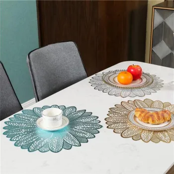 

Hollow Flower Placemat Christmas Simulation PVC Table Mat No slip Insulation Pads Dining Table Decoration Kitchen Accessories