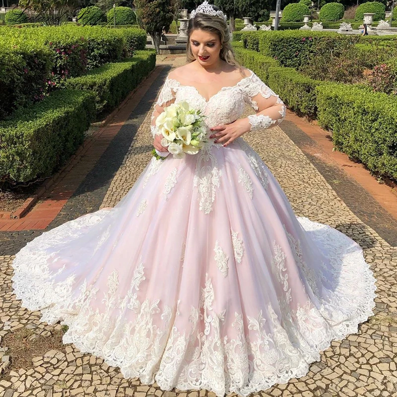 

Glamorous A-line Lace Appliques Plus Size Wedding Dresses 2020 Vestido de Novia Floor Length Boat Neck Long Sleeves Bridal Gowns
