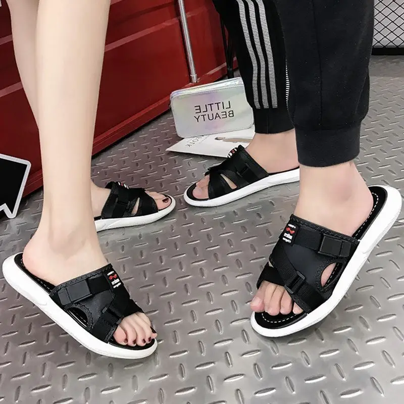 

Muffin Flat Slippers, Belt Buckle, Beach Cou