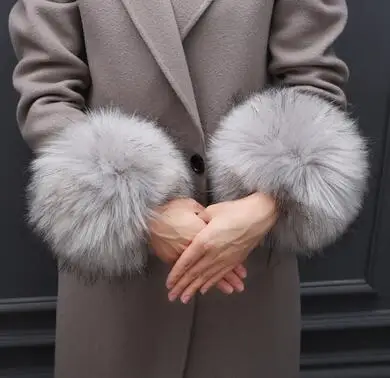 Autumn and winter women's extra large faux fur fox fur cuff winter oversleeps hand ring wristiest gloves arm warmer