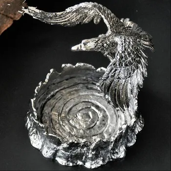 

Personality Metal Eagle Fashion Creative Decoration Ashtray European Retro Home Decoration Men's Gift Business Gift M2532