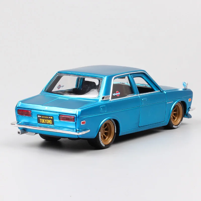 1/24 масштаб Винтаж Nissan Datsun 510 1600 Bluebird 1971 мод в стиле «Люкс» авто металлические Машинки Игрушки Diecasts& Toy транспортные средства модель детей