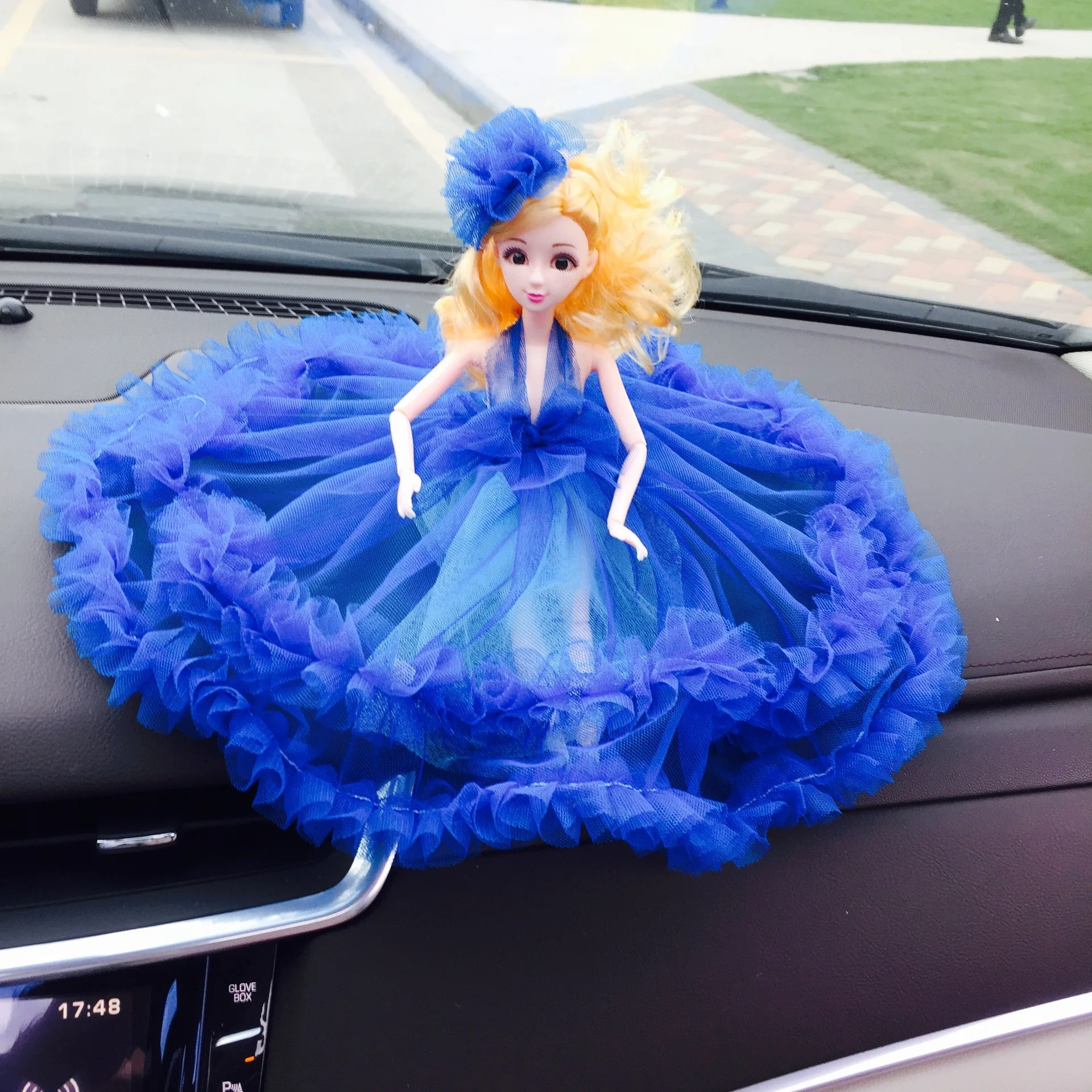 New car carrying accessories enamel doll Wedding Doll 30cm12 joint enamel doll wholesale