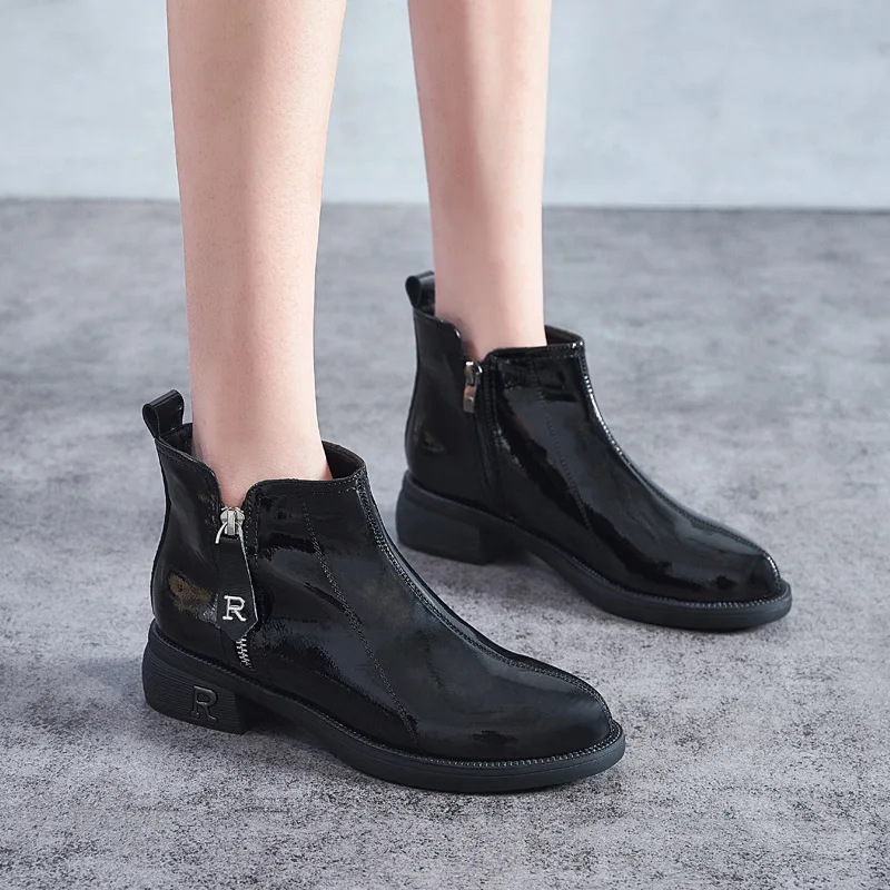 Martin boots women's new short boots thick heel autumn and winter women's shoes round head women's leather boots