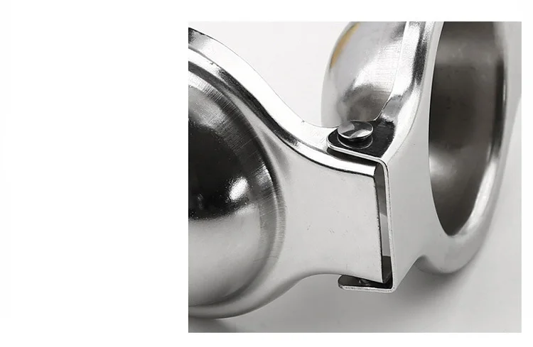 4273114876_2128044729