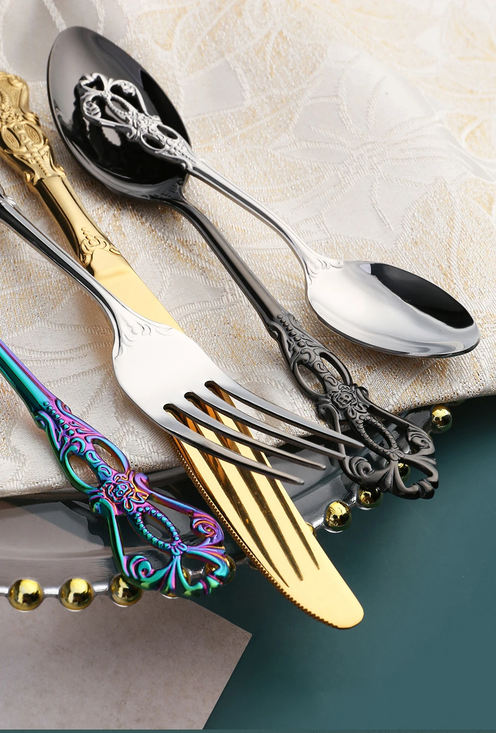 Description Picture 2 of item6pcs Stainless Steel Cutlery Set Gold Dinnerware Royal Tea Spoon Forks Knives Kitchen Western Dinner Silverware Tableware Gift