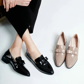 

EshtonShero New Women Pumps Fashion Bowknot Shiny Patent Leather Block Chunky Low Heels Shoes Woman Pointed Toe Pumps Size 3-9
