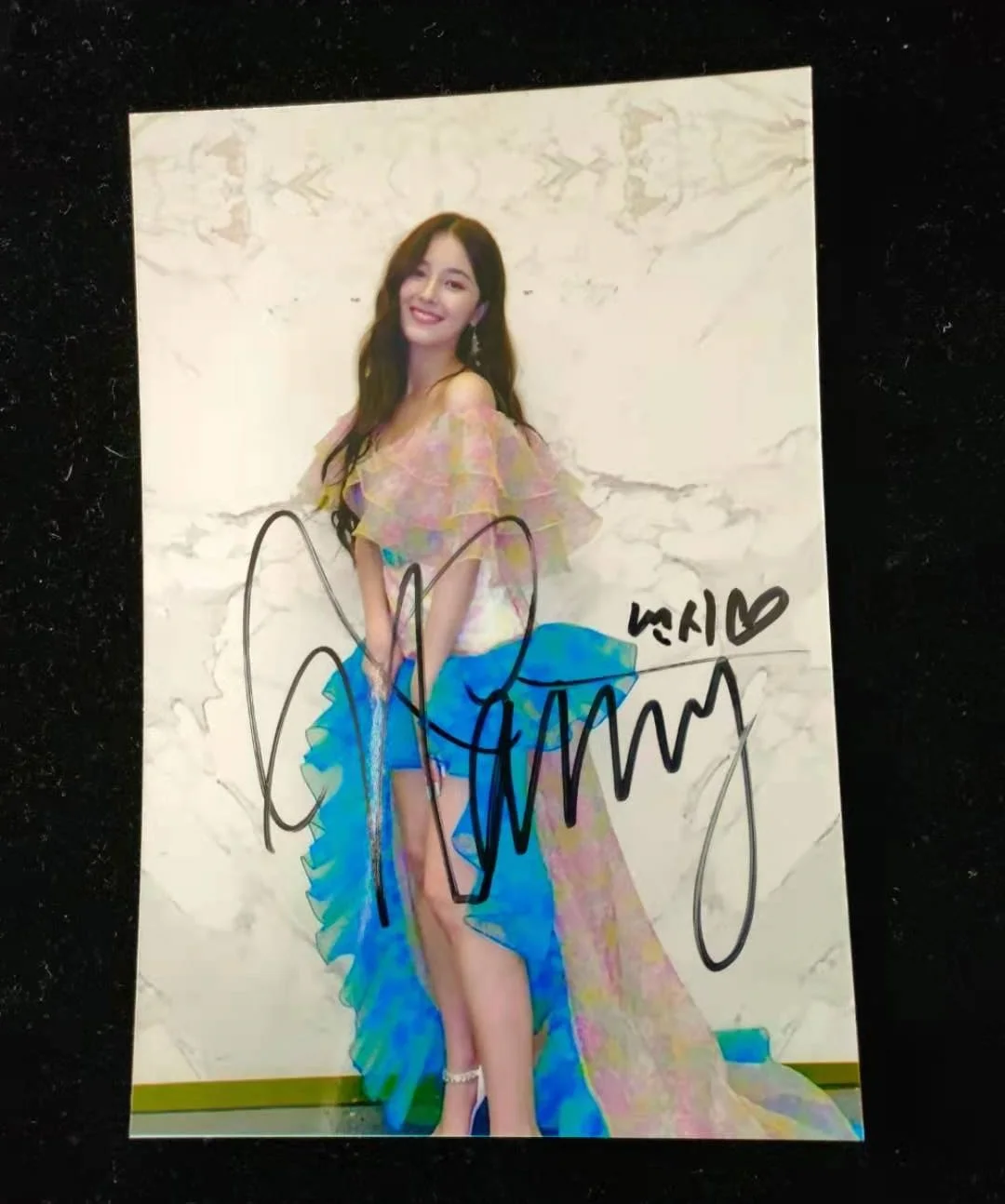 signed MOMOLAND NANCY autographed original photo 4*6 inches