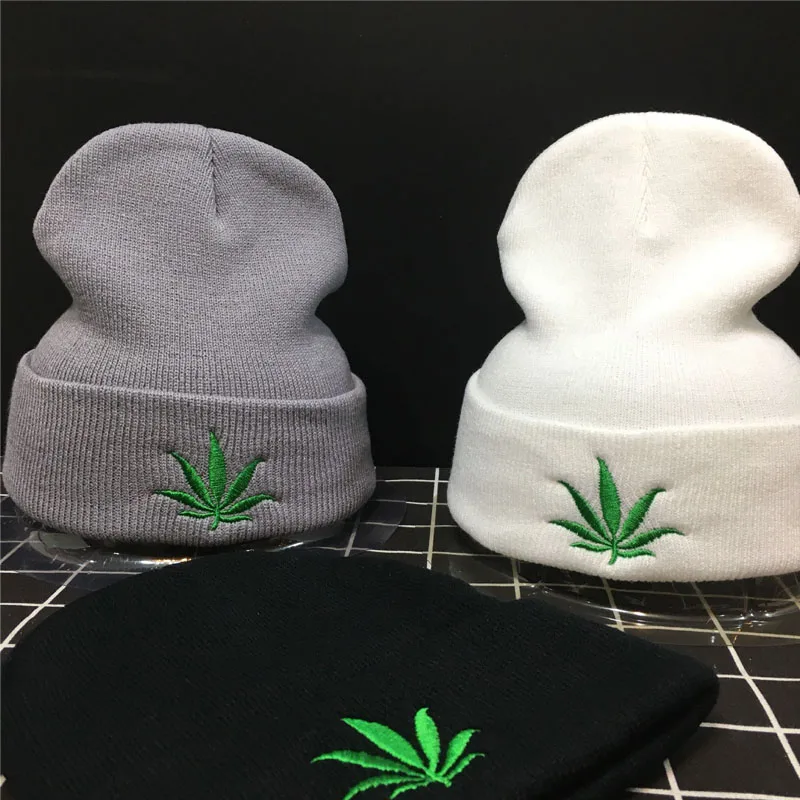 New Fashion Winter Weed Leaf Skullies Beanie Hats For Women Warm Hip Hop Bonnet Caps For Men gorras hombre шляпа женская 2021