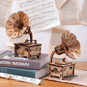 

New Wooden DIY Phonograph Music Box Home Bedroom Decoration Gifts To Send Girls Birthday Gift Ornaments14.5*21*15cm