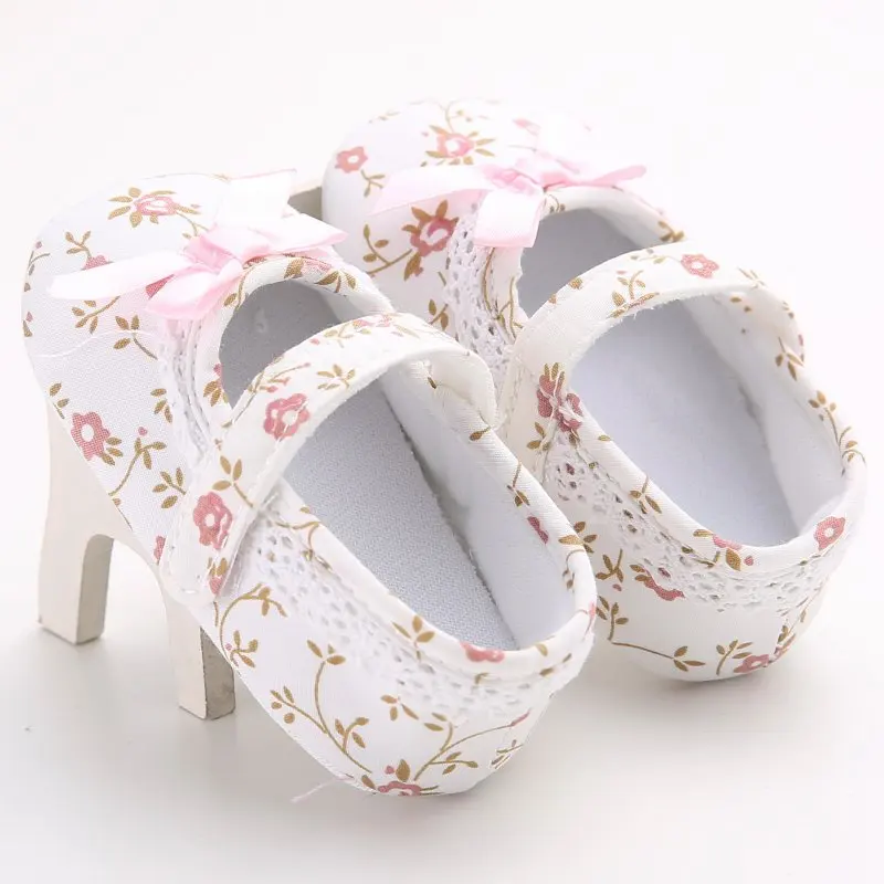 Милое милое балетное платье принцессы для новорожденных девочек обувь для малышей Детская кроватка с цветочным принтом мягкая обувь с