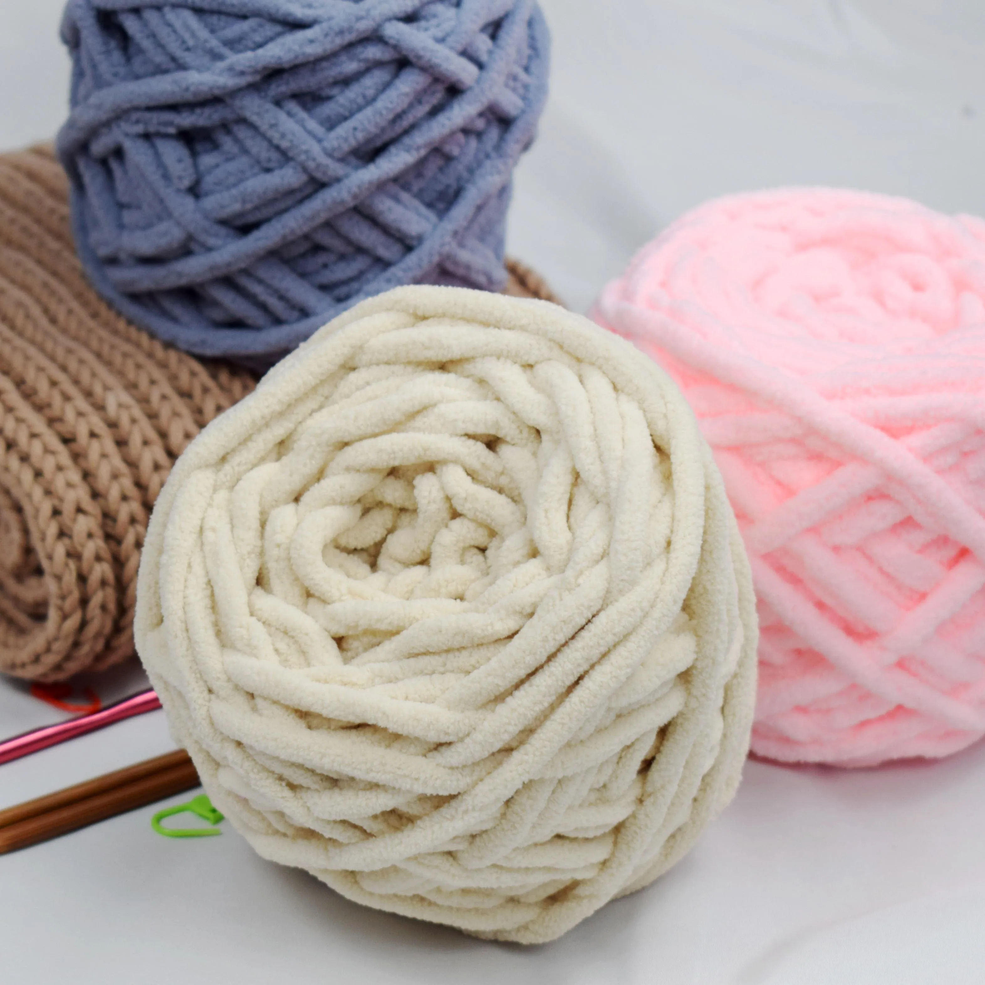 100g/ball Soft milk cotton blends polyester blended chenille wool
