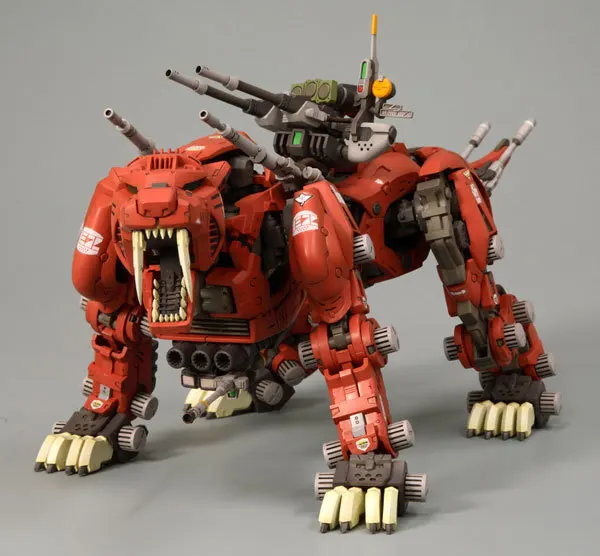 

2019 1/72 Zoids Saber Tiger Gundam Assembly Model Animation Image Toys Christmas Gift