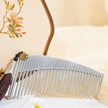 

Genuine S999 Sterling Silver Hair Comb Out Unity of Heaven and Man Silver Comb Ms. Practical High-end Hairdressing Silverware