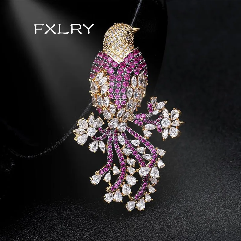 

FXLRY New product bird brooch pins copper with cubic zircon animal fashion women jewelry for coat men jewelry unisex brooch
