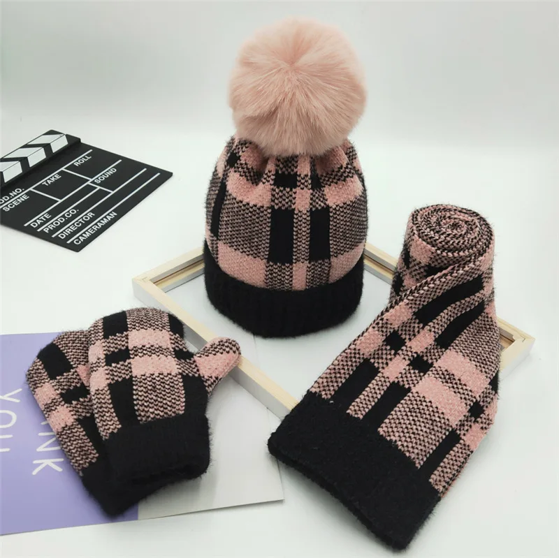 3 pieces pink Doitbest/комплекты шапочки и шарфа для детей от 4 до 10 лет Бархатный комплект из 3 предметов для мальчиков и девочек, зимняя вязаная шапка, шарф, перчатки - Цвет: 3 pieces pink