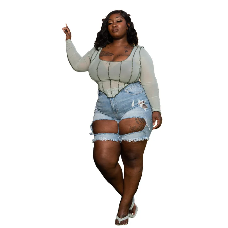 Рисунок 3 - Женская футболка в стиле пэчворк