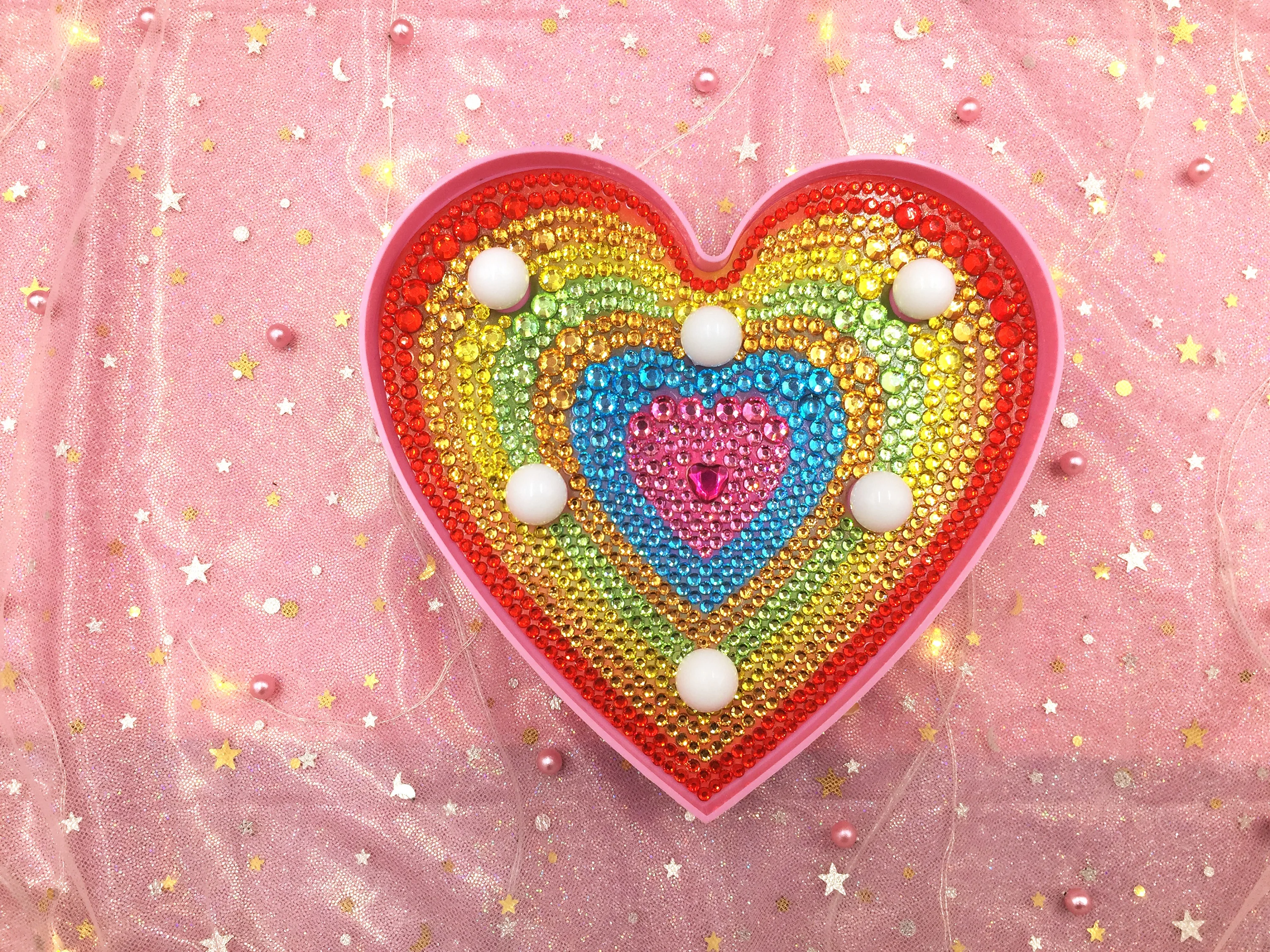 

Colorful Rainbow 5d 3d Diy Diamond Led Light Heart Shape Lamp Keychain Resin Acrylic Diamond Dropshipping Factory Gift ZXD013